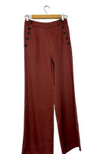 Cargar imagen en el visor de la galería, Pantalón button 6900
