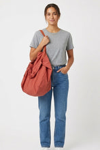 Cargar imagen en el visor de la galería, Bolso 2666 kaia
