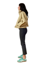 Cargar imagen en el visor de la galería, Chaqueta egia 8870
