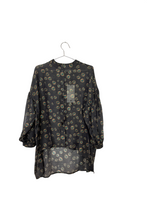 Cargar imagen en el visor de la galería, Blusa berta mag
