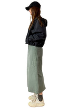 Cargar imagen en el visor de la galería, Falda maia 88822
